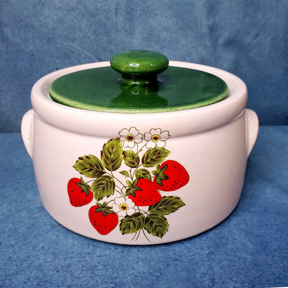 Vtg McCoy Pottery "Strawberry Country" 2 QT Casserole Dish/Bean Pot #1421 w/ Lid